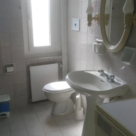 Apartment Davanti Al Mare, Fra Portofino E Le 5 Terre - In Front Of The Sea, Between Portofino And The 5 Terre *